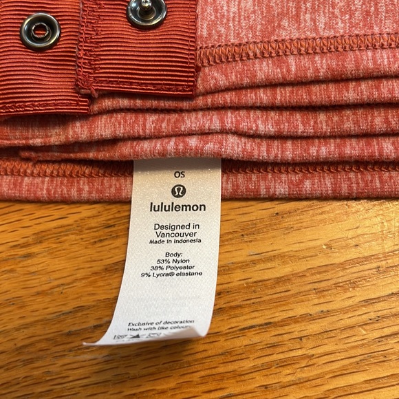 Lululemon snap scarf/wrap. New, never worn - Picture 2 of 3